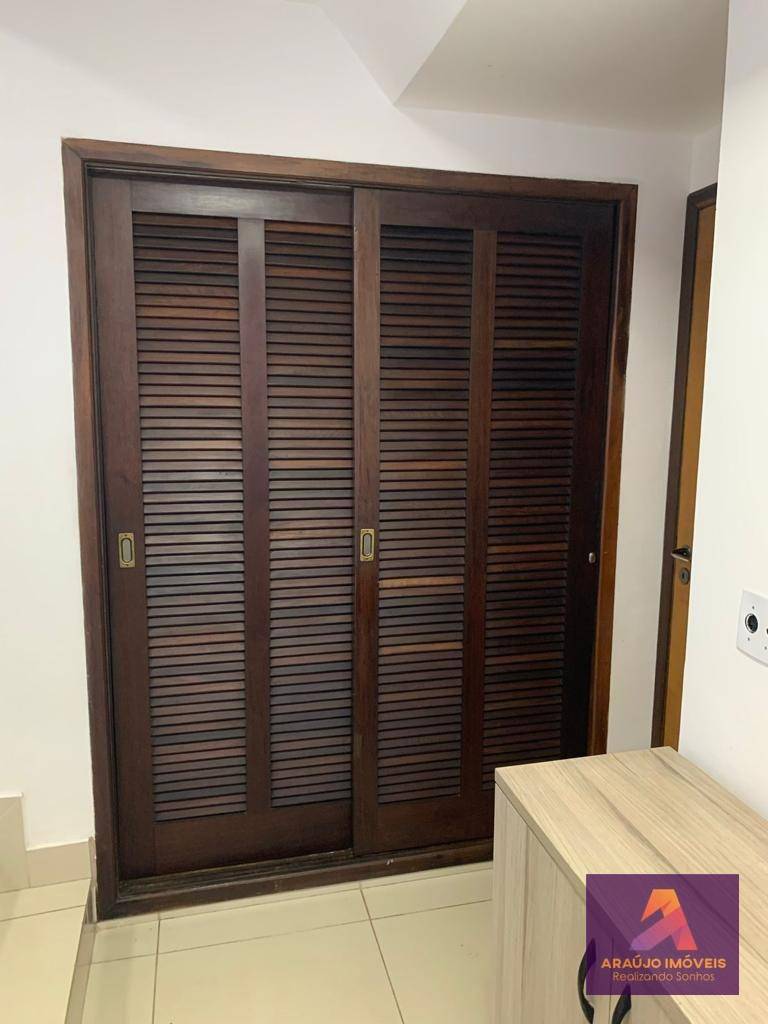 Casa de Condomínio à venda com 4 quartos, 300m² - Foto 32