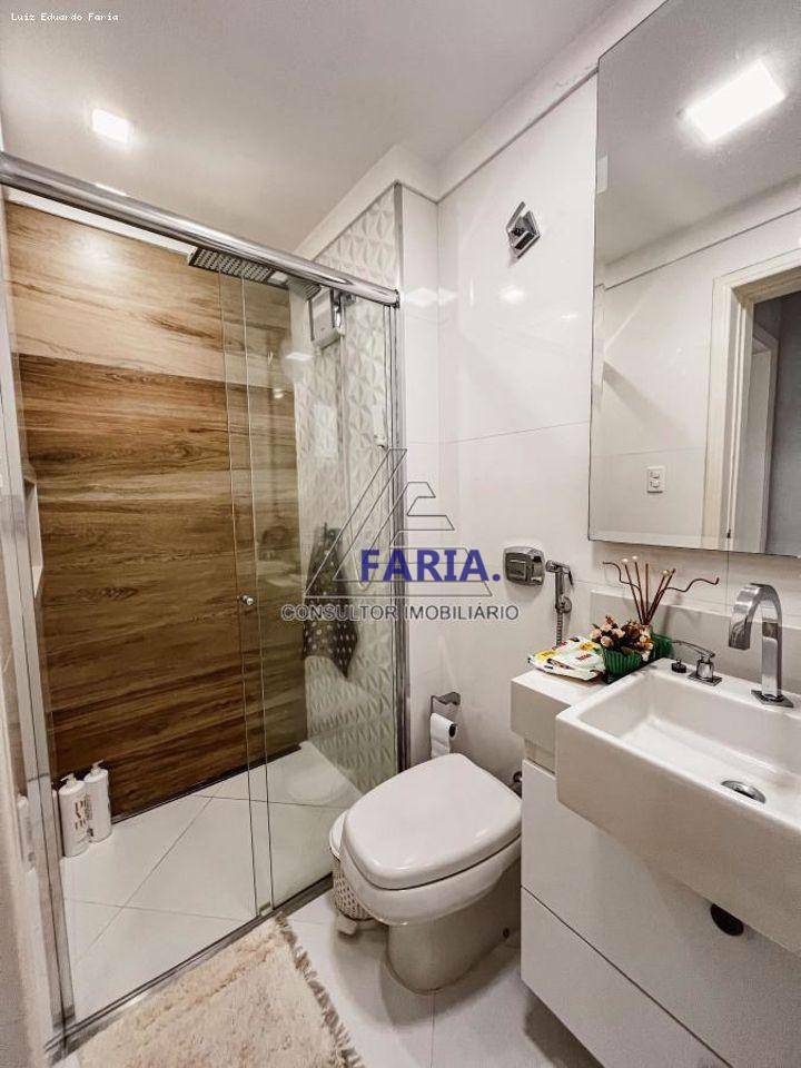 Apartamento à venda com 3 quartos, 170m² - Foto 11