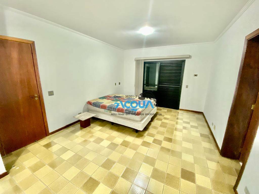 Apartamento à venda com 4 quartos, 270m² - Foto 6