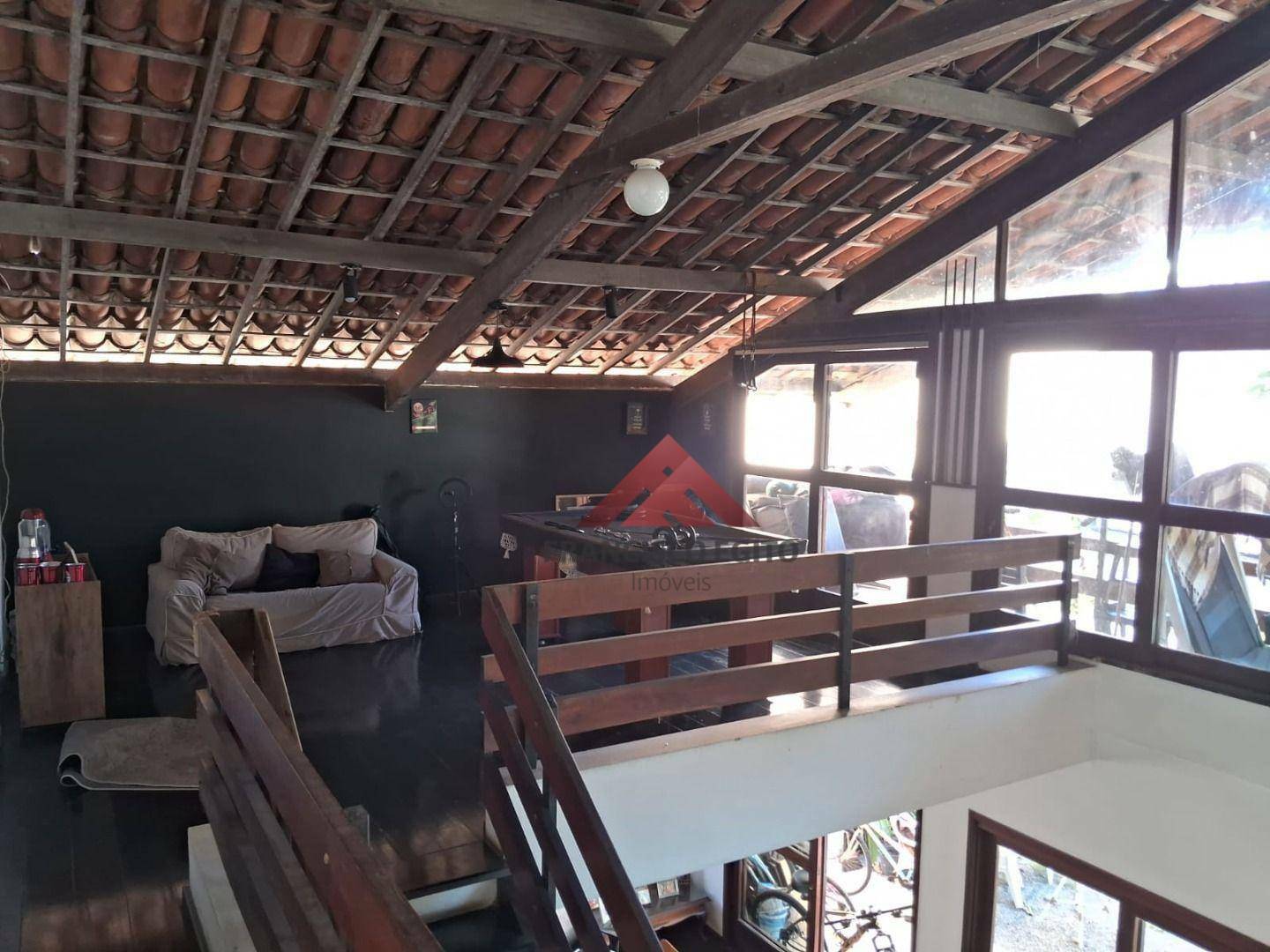 Casa à venda com 3 quartos, 247m² - Foto 4