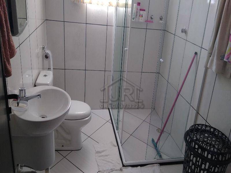 Casa à venda com 4 quartos, 250m² - Foto 9