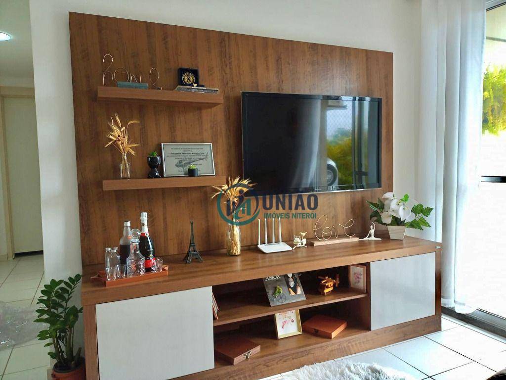 Apartamento à venda com 2 quartos, 65m² - Foto 2