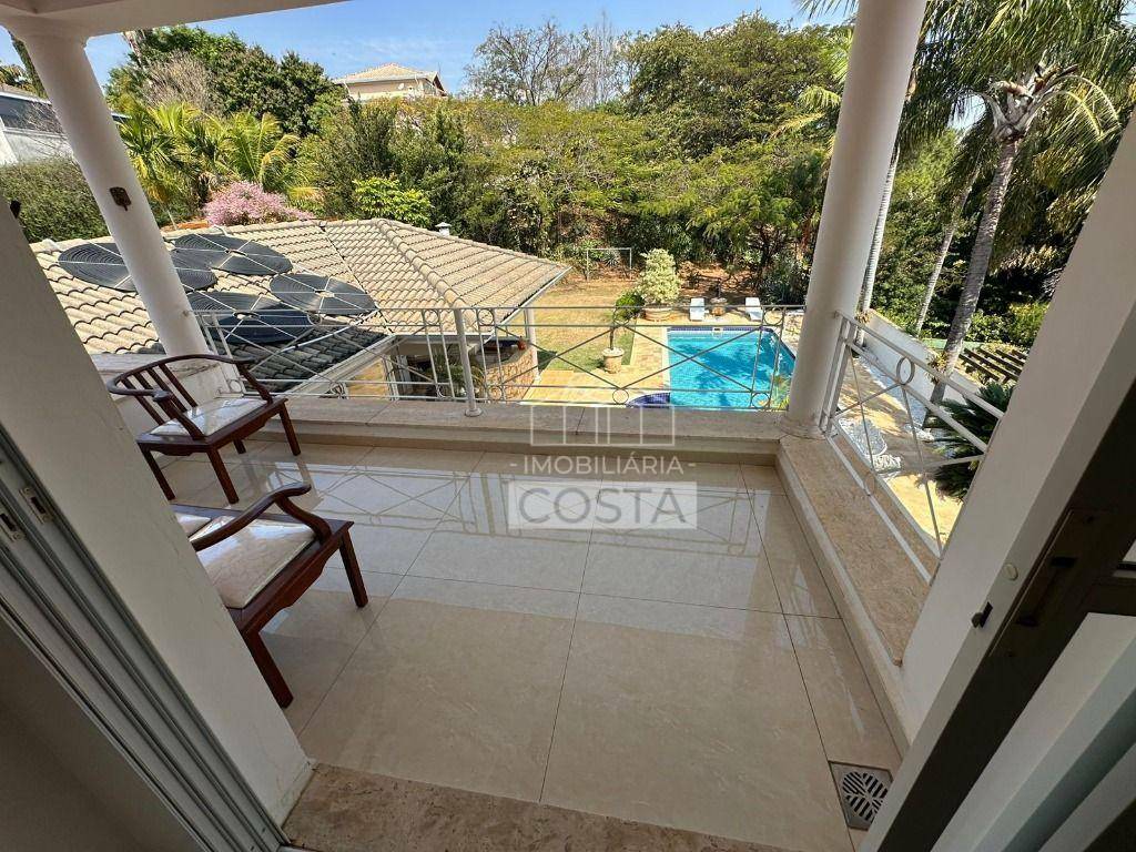 Casa de Condomínio à venda com 4 quartos, 392m² - Foto 44