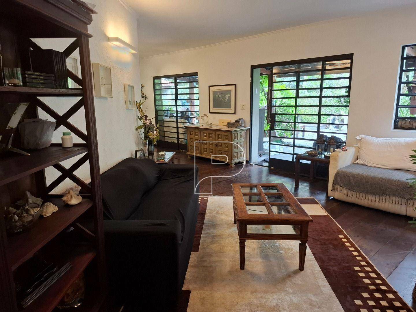 Casa de Condomínio à venda com 4 quartos, 246m² - Foto 3