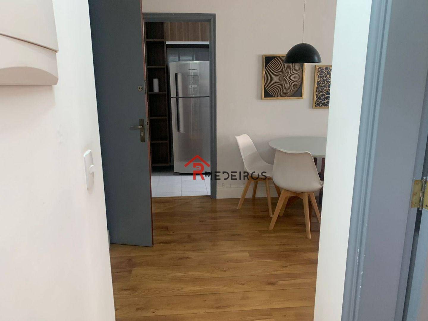 Apartamento à venda com 1 quarto, 50m² - Foto 14