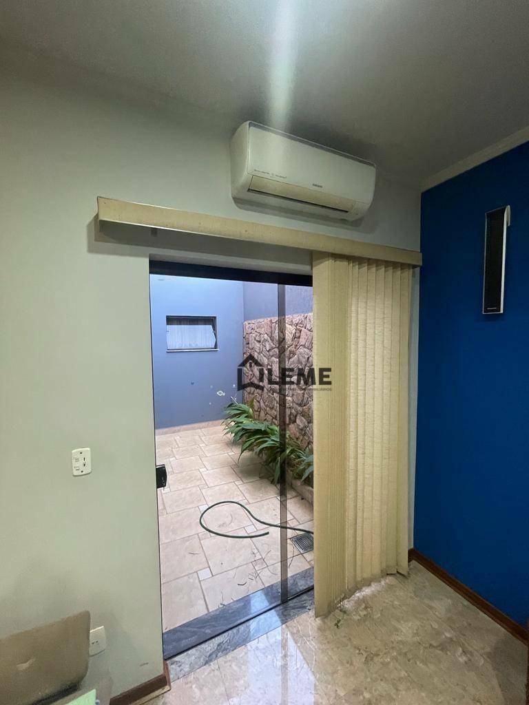 Casa à venda com 4 quartos, 368m² - Foto 16