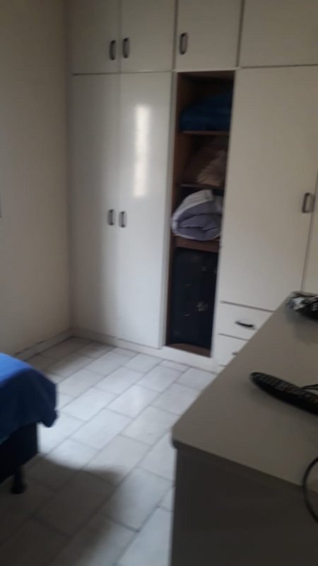 Casa à venda com 4 quartos, 160m² - Foto 2