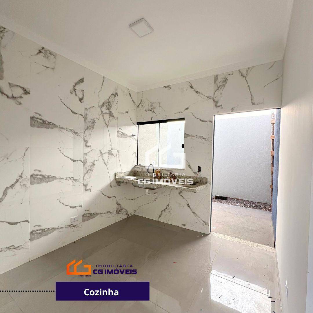 Casa à venda com 2 quartos, 57m² - Foto 4