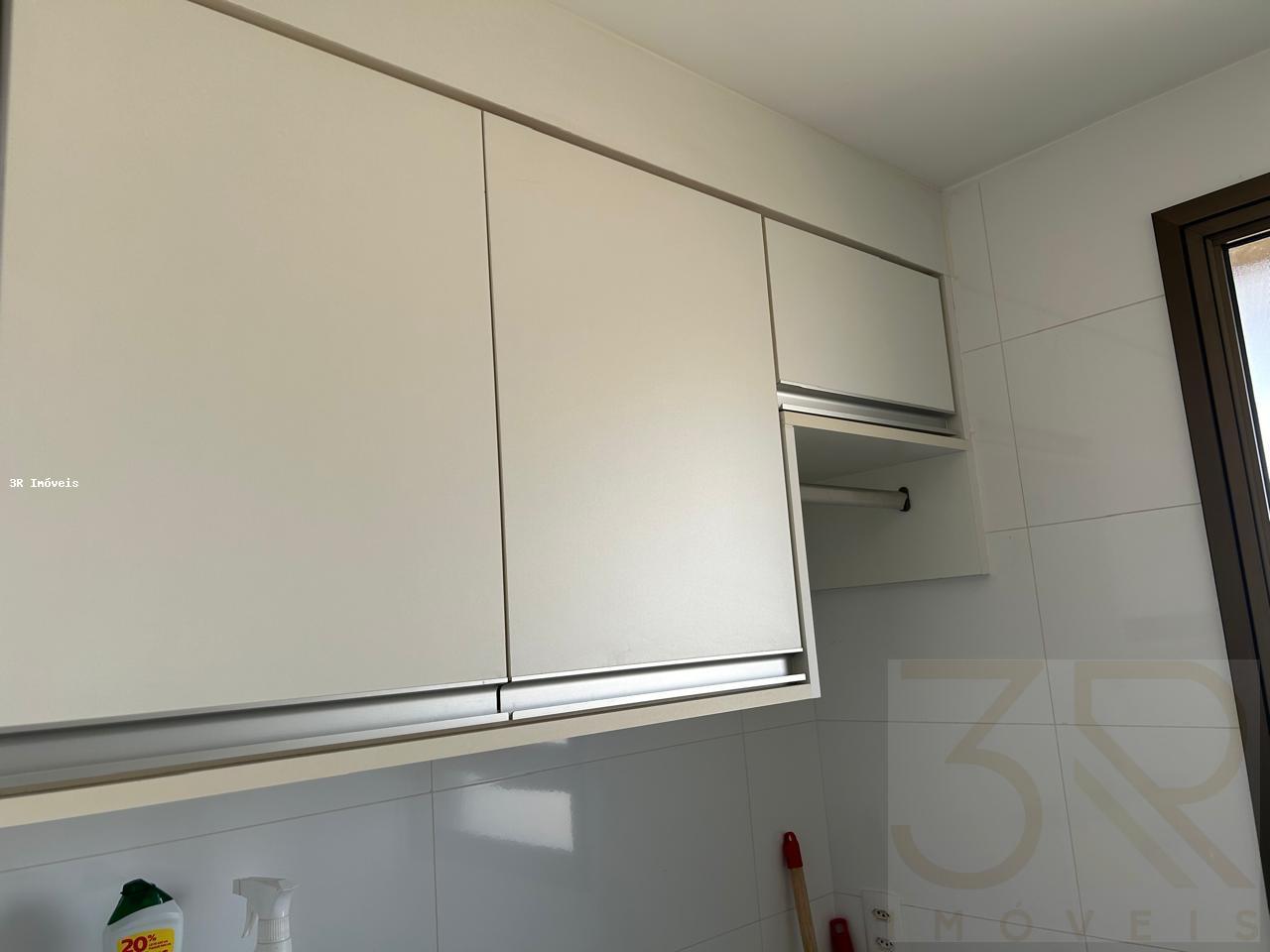 Apartamento para alugar com 2 quartos, 72m² - Foto 6