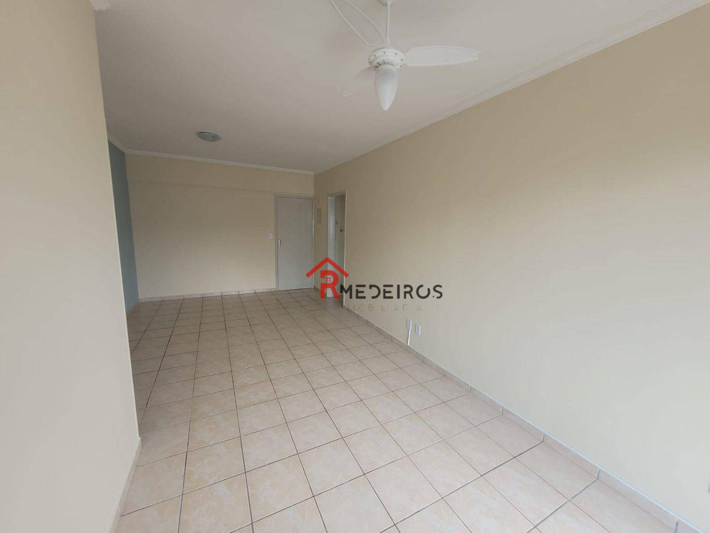 Apartamento para alugar com 2 quartos, 76m² - Foto 4