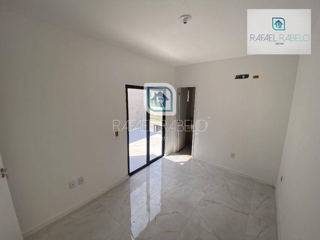 Casa à venda com 4 quartos, 150m² - Foto 5