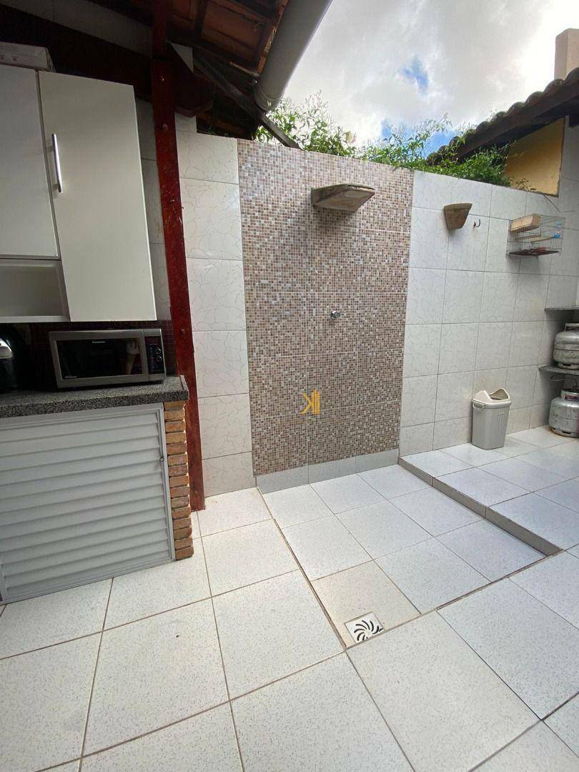 Casa à venda com 2 quartos, 49m² - Foto 14