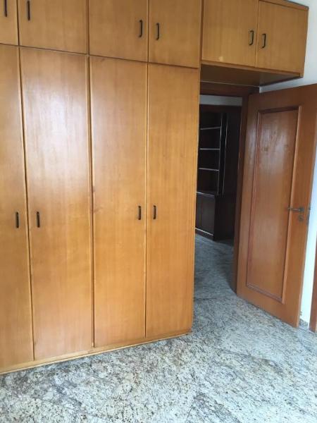 Apartamento à venda com 4 quartos, 160m² - Foto 14