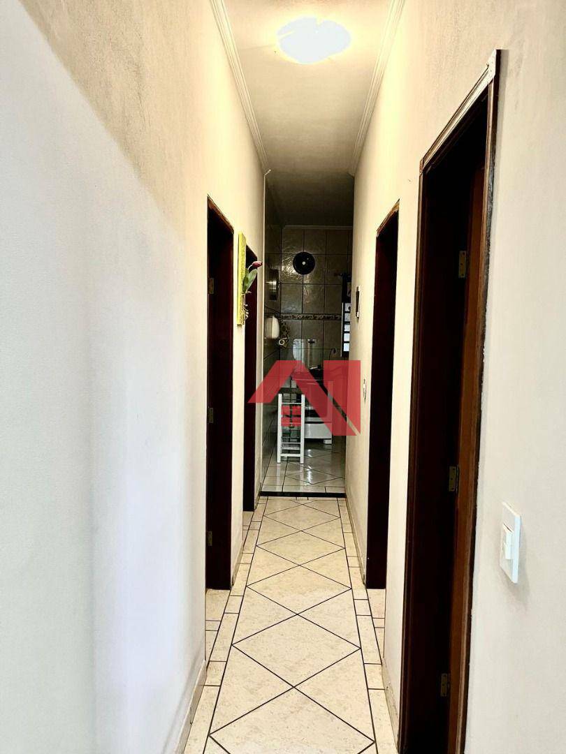 Casa à venda com 3 quartos, 129m² - Foto 4