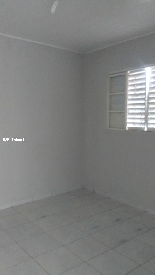 Casa à venda com 3 quartos, 140m² - Foto 14