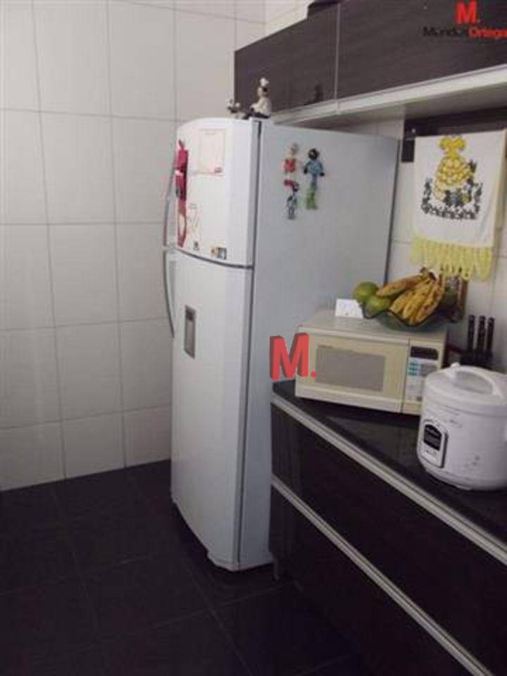 Apartamento à venda com 3 quartos, 120m² - Foto 33