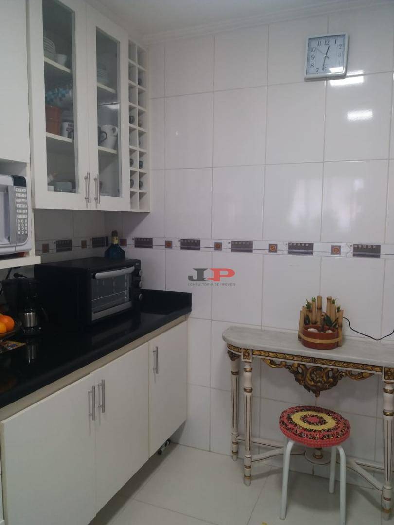 Apartamento à venda com 3 quartos, 84m² - Foto 15