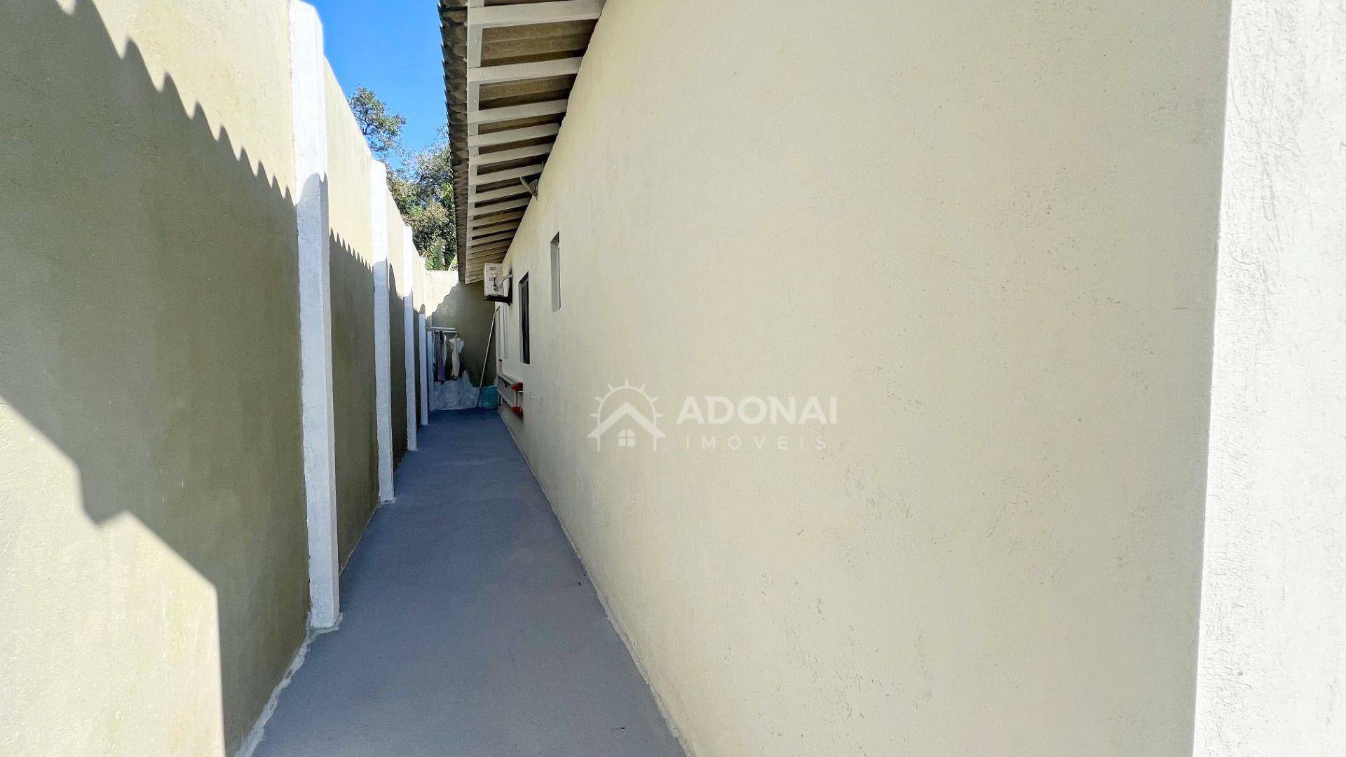 Casa à venda com 2 quartos, 140m² - Foto 5