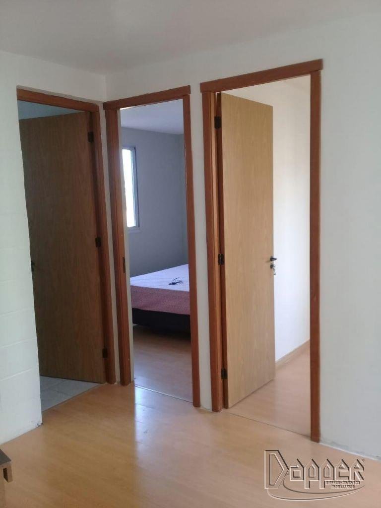 Apartamento à venda com 2 quartos, 48m² - Foto 4