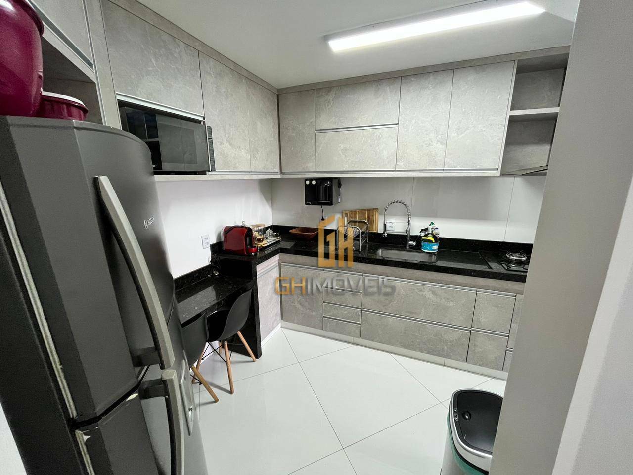 Apartamento à venda com 3 quartos, 78m² - Foto 8