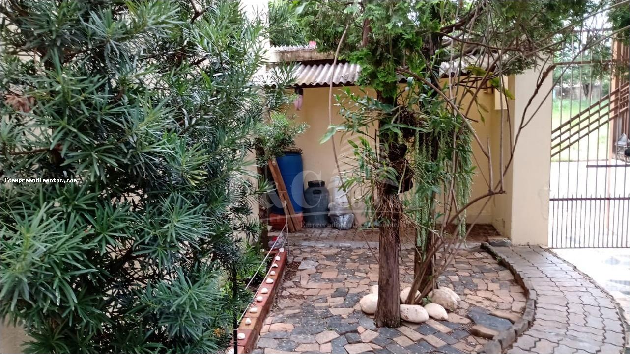 Sobrado à venda com 3 quartos, 299m² - Foto 7