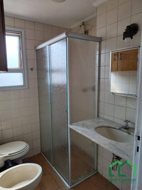 Apartamento à venda e aluguel com 2 quartos, 65m² - Foto 8