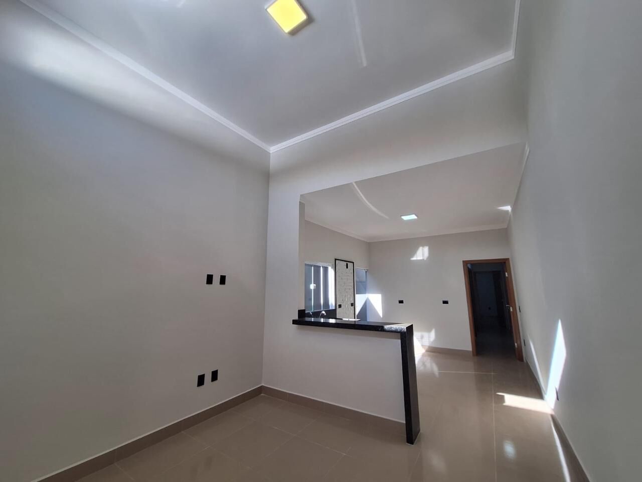 Casa à venda com 2 quartos, 105m² - Foto 8