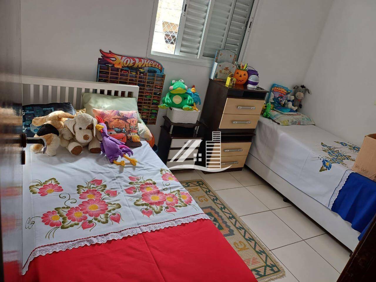 Apartamento à venda com 2 quartos, 72m² - Foto 10