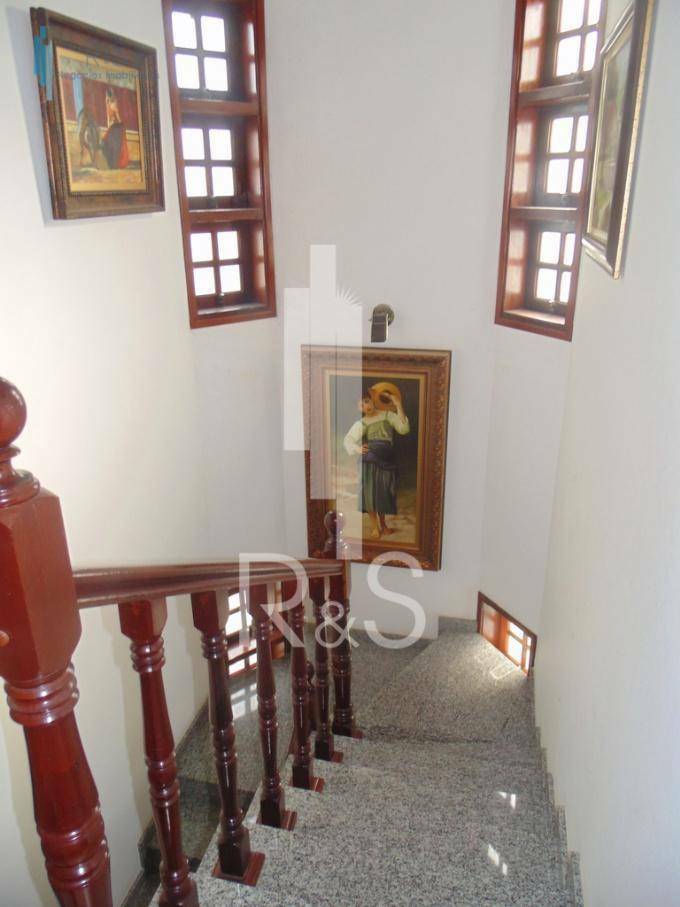 Casa de Condomínio para alugar com 3 quartos, 320m² - Foto 12