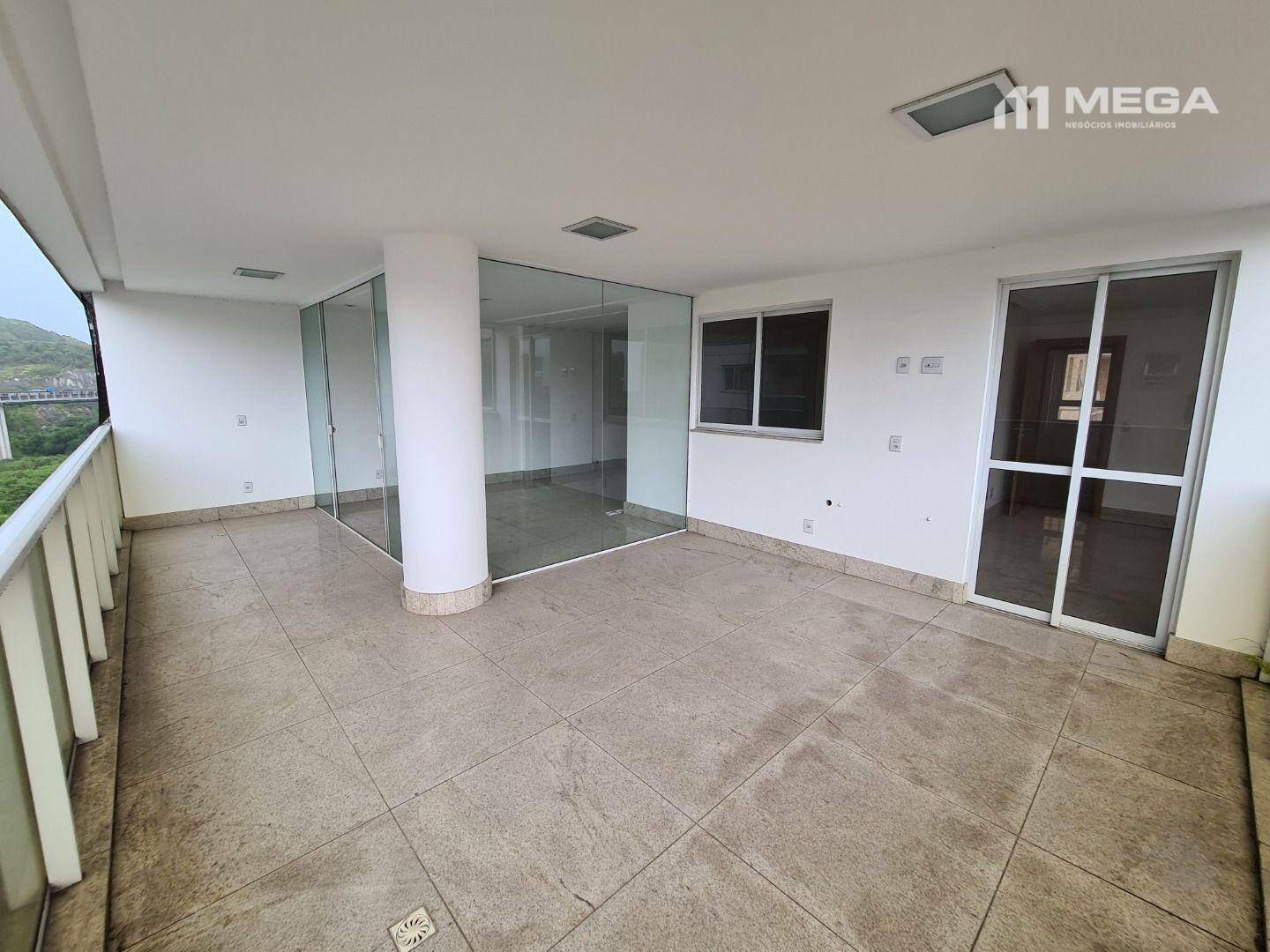 Apartamento à venda com 4 quartos, 141m² - Foto 4