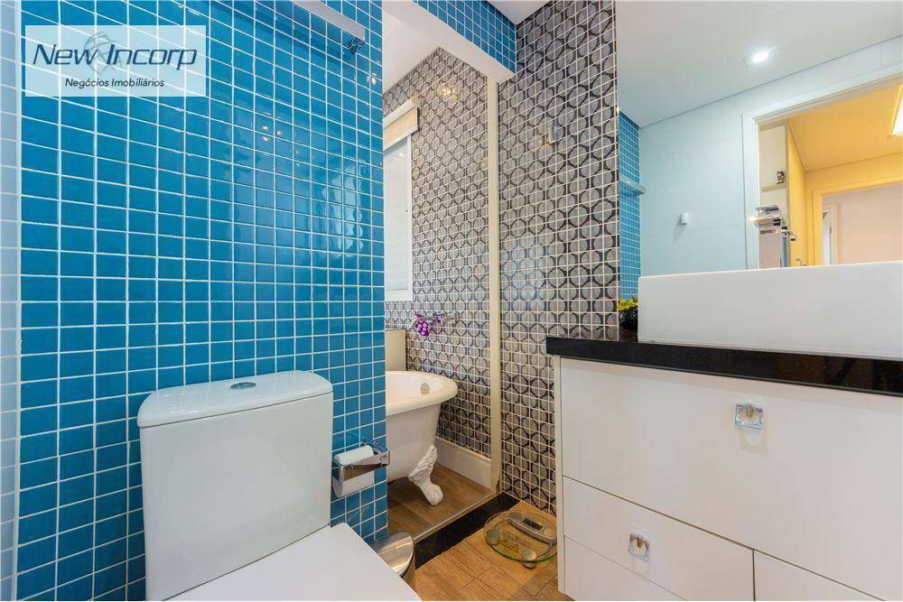 Apartamento à venda com 3 quartos, 209m² - Foto 32