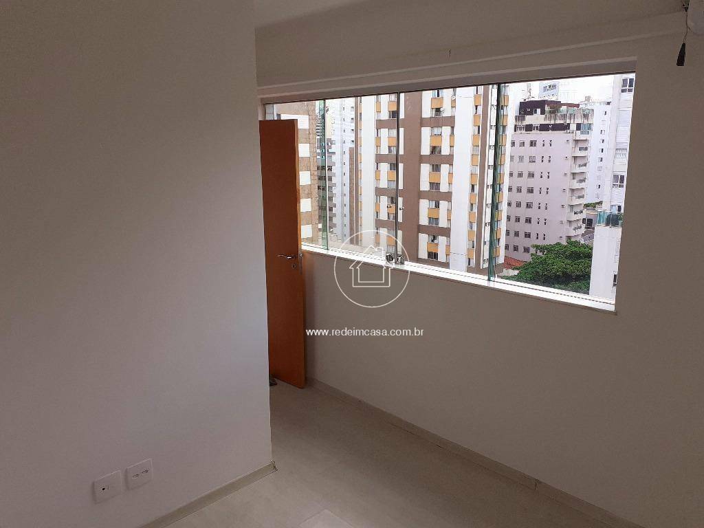 Apartamento para alugar com 1 quarto, 40m² - Foto 11