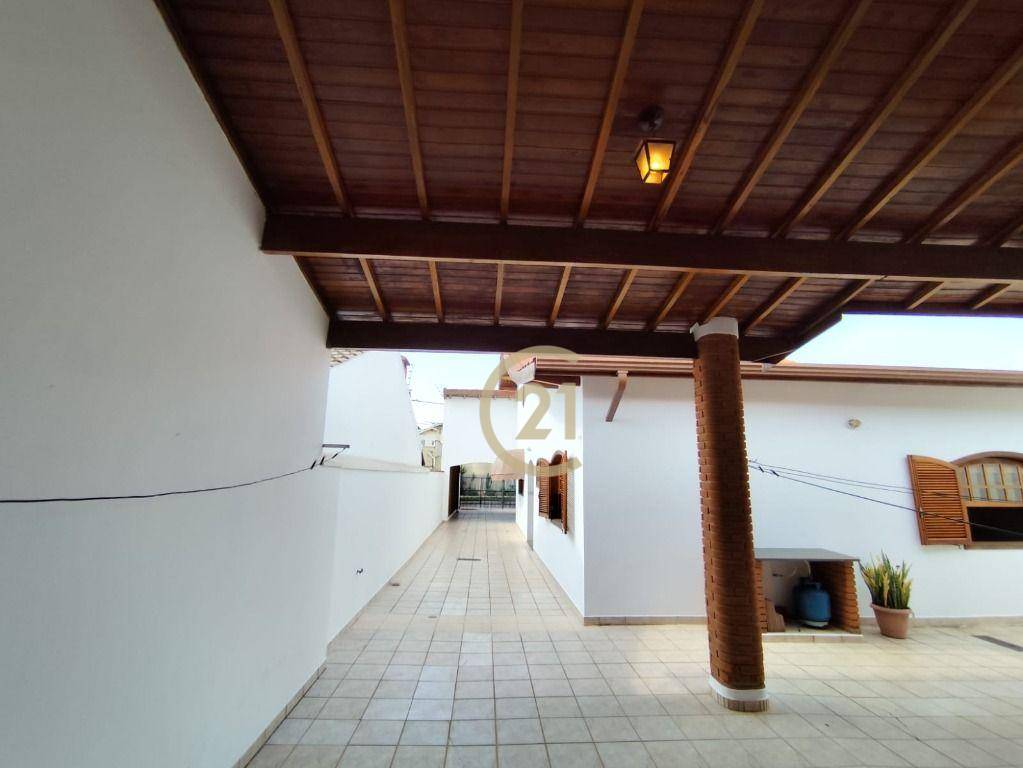 Casa à venda com 3 quartos, 188m² - Foto 28