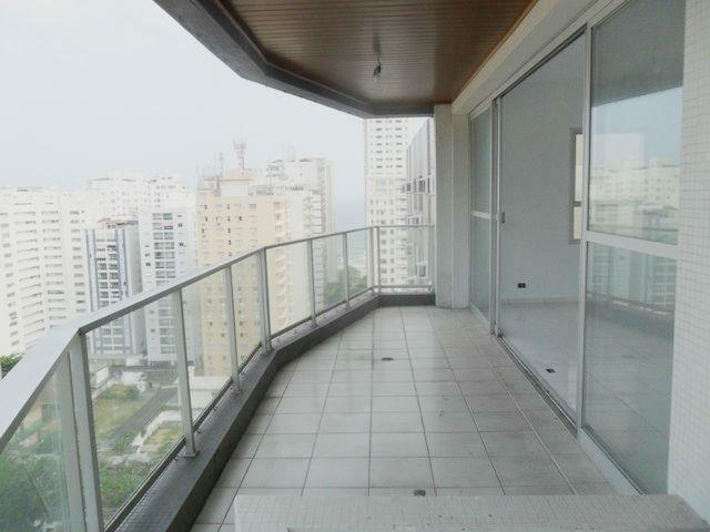 Apartamento à venda com 3 quartos, 250m² - Foto 2