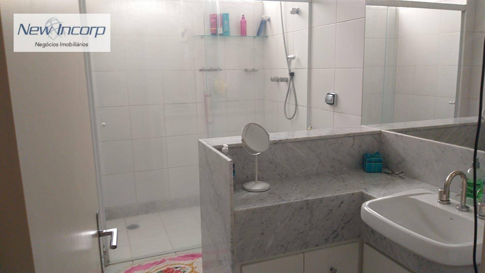 Apartamento à venda com 4 quartos, 238m² - Foto 15