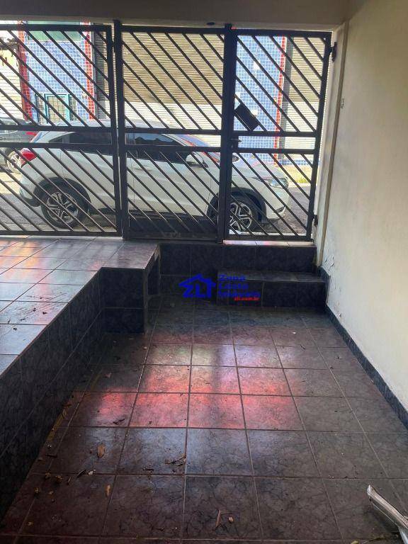 Casa à venda com 3 quartos, 125m² - Foto 11