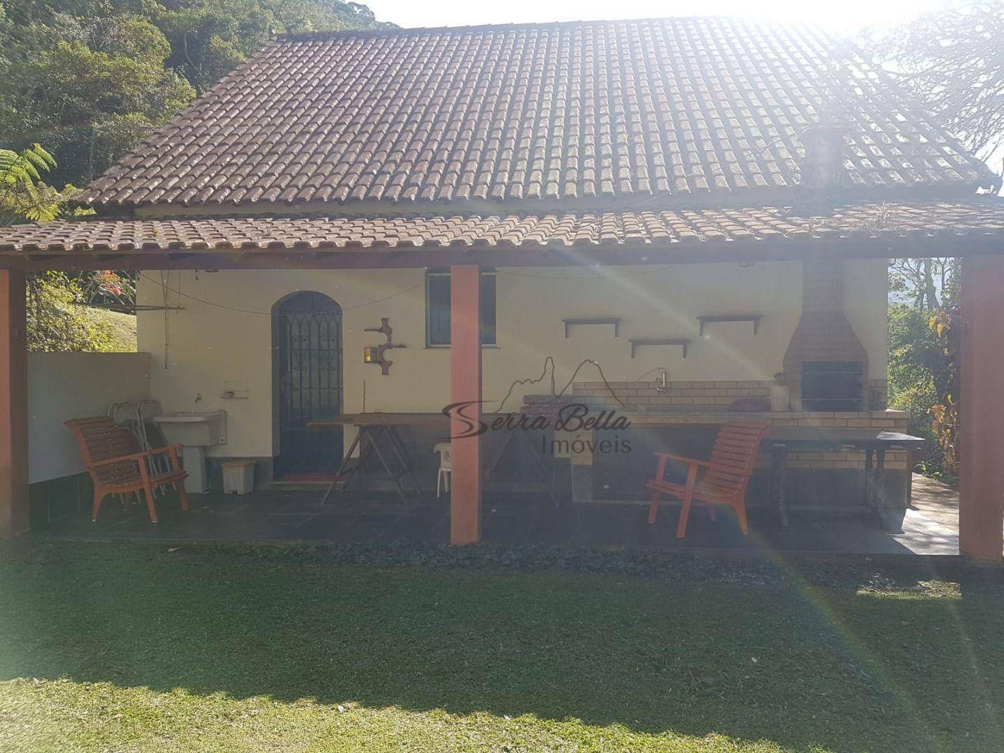 Casa à venda com 5 quartos, 210m² - Foto 23