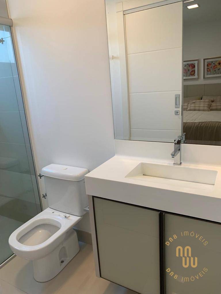 Apartamento à venda com 3 quartos, 130m² - Foto 17