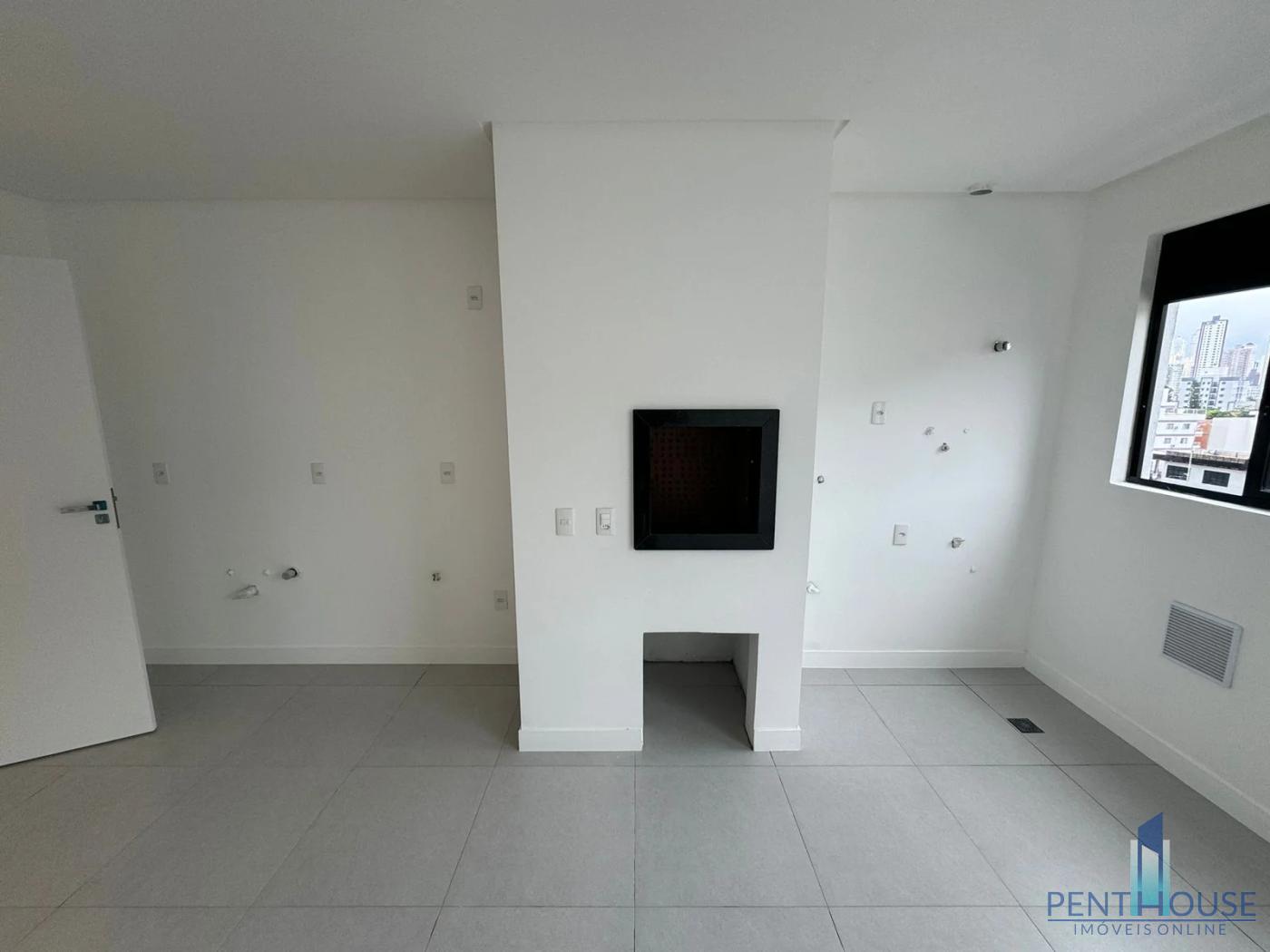 Apartamento à venda com 3 quartos, 73m² - Foto 2