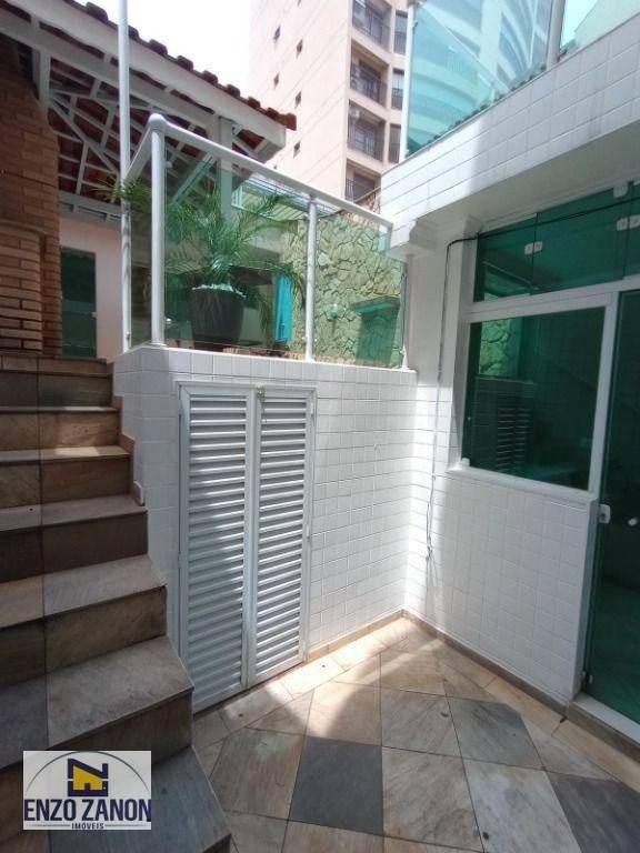 Sobrado à venda com 4 quartos, 340m² - Foto 32