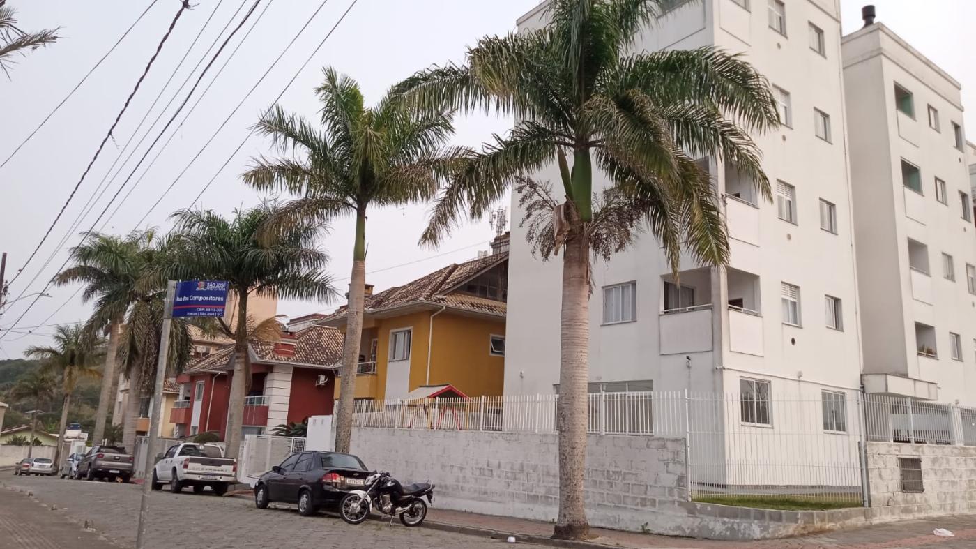Apartamento à venda com 2 quartos, 69m² - Foto 17