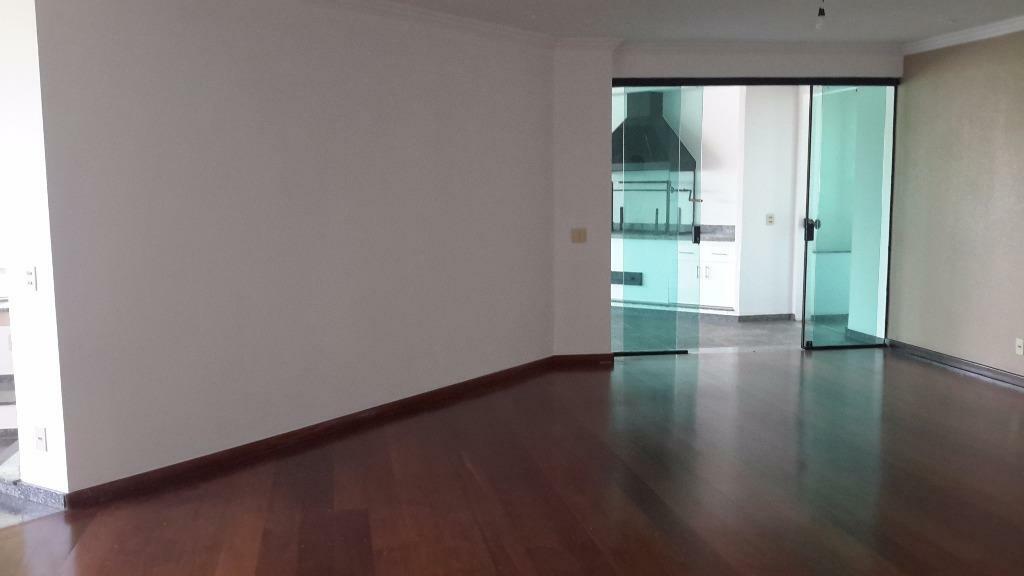 Apartamento à venda com 3 quartos, 300m² - Foto 1