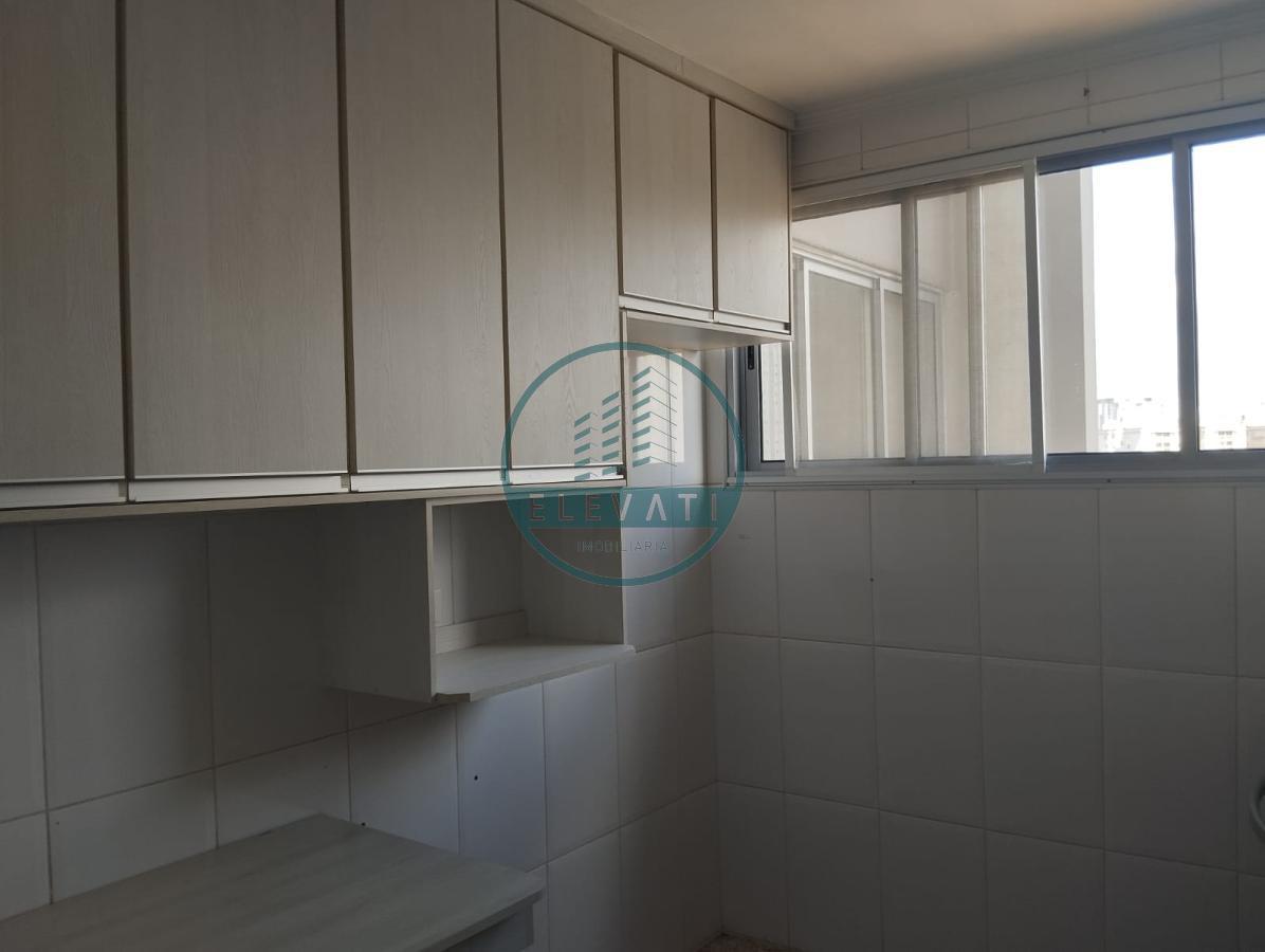 Apartamento à venda com 3 quartos, 93m² - Foto 14