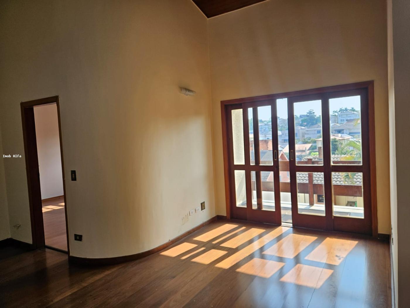 Casa de Condomínio à venda com 4 quartos, 380m² - Foto 8