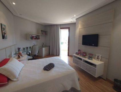 Casa à venda com 4 quartos, 500m² - Foto 14