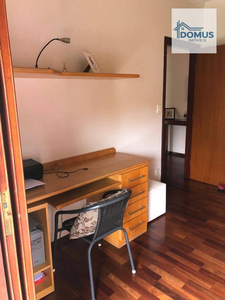 Sobrado à venda com 3 quartos, 308m² - Foto 31