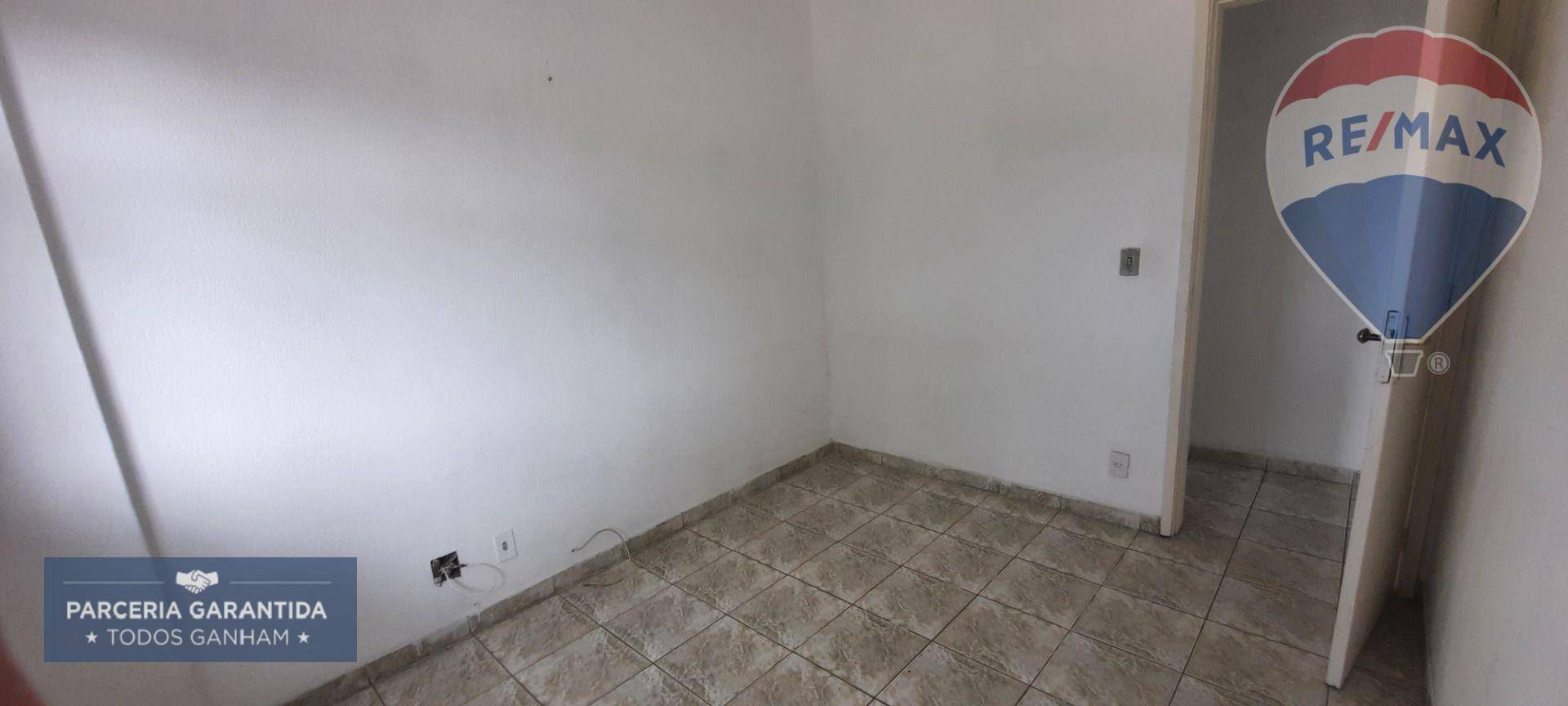 Apartamento à venda e aluguel com 2 quartos, 60m² - Foto 10