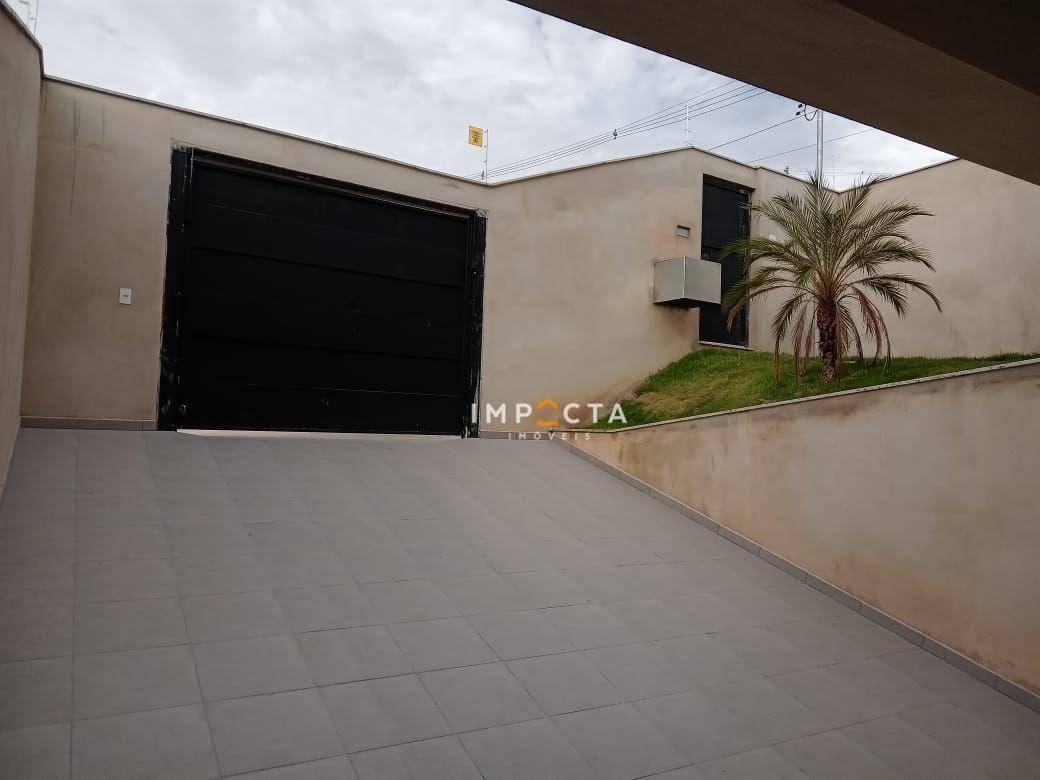 Casa à venda com 3 quartos, 151m² - Foto 8