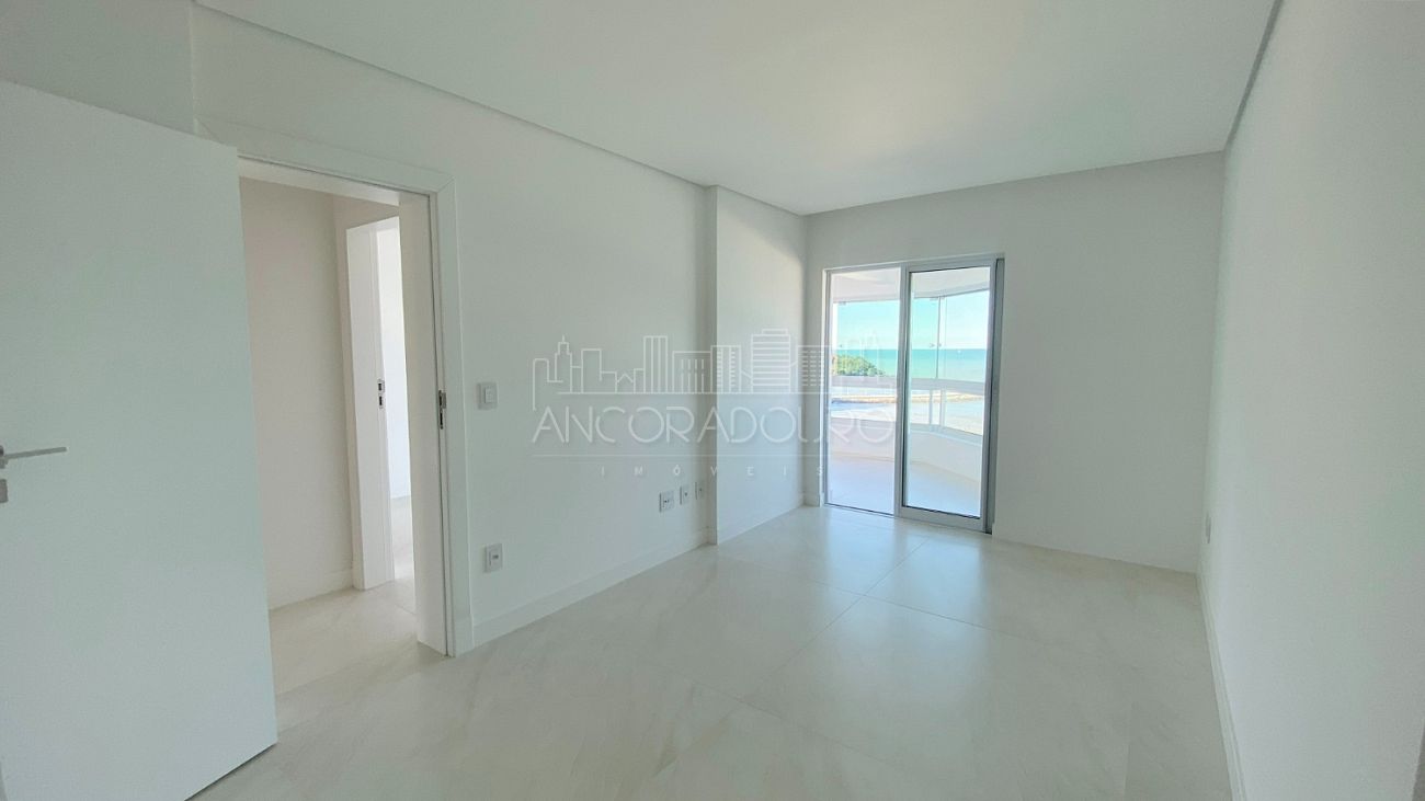 Apartamento à venda com 4 quartos, 145m² - Foto 18