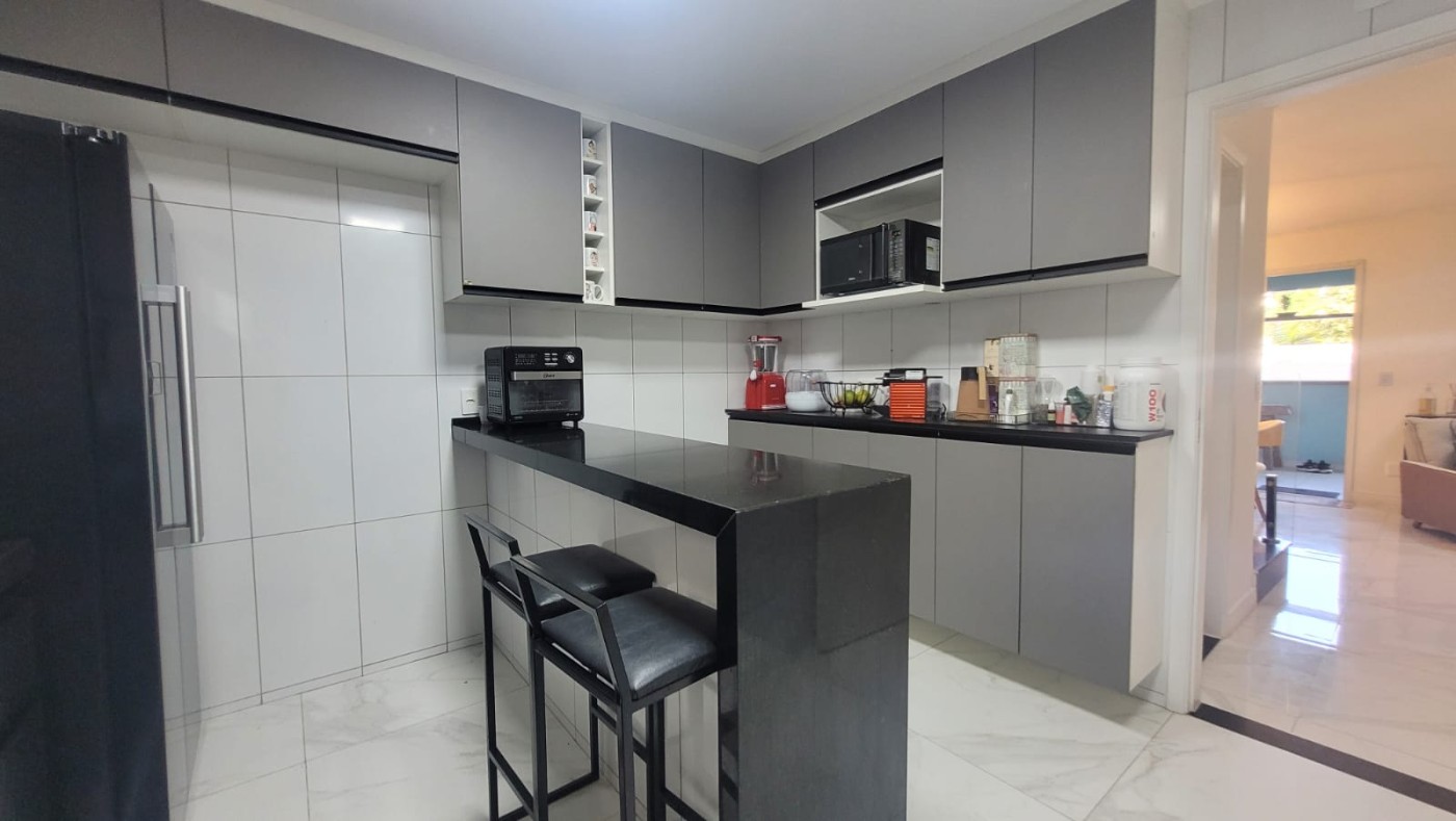 Apartamento à venda com 4 quartos, 180m² - Foto 26
